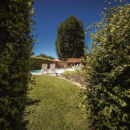 Appealing Apartment In Vezac With Swimming Pool Beynac-et-Cazenac Exterior photo