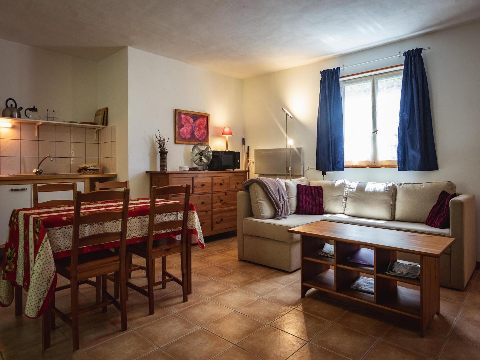 Appealing In Vezac With Swimming Pool