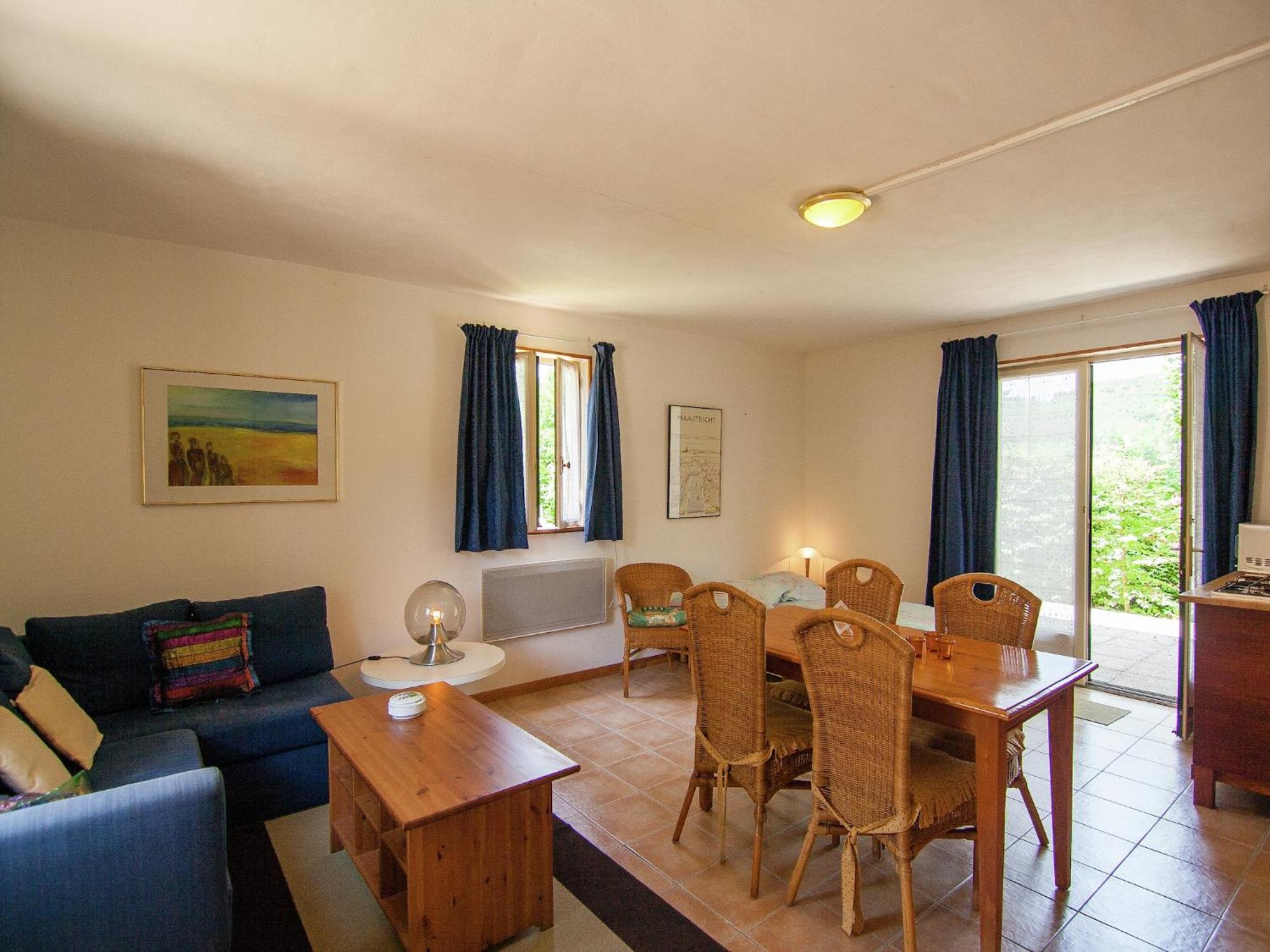 Vakantiehuis Appealing In Vezac With Swimming Pool *